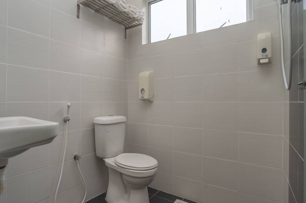 Photo of Bathroom in Pekan Pangkor