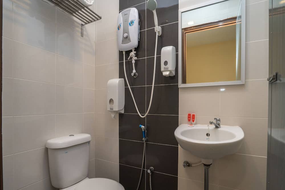 Photo of Bathroom in Pekan Pangkor