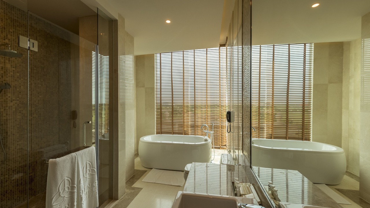 Photo of Bathroom in Mukh Kampul