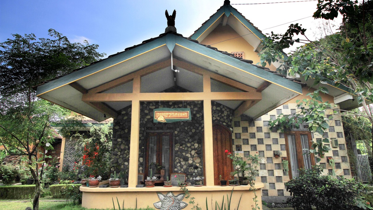 Photo of Outdoor in Mendut