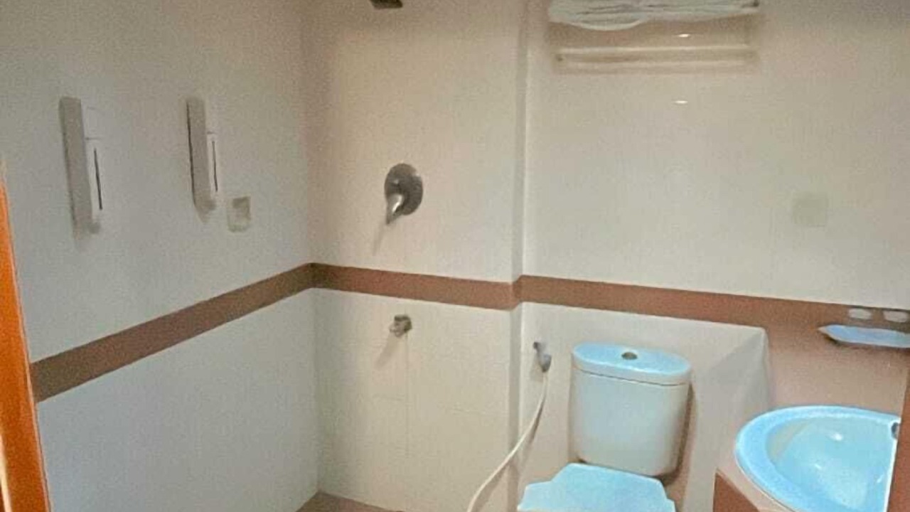 Photo of Bathroom in Laweyan