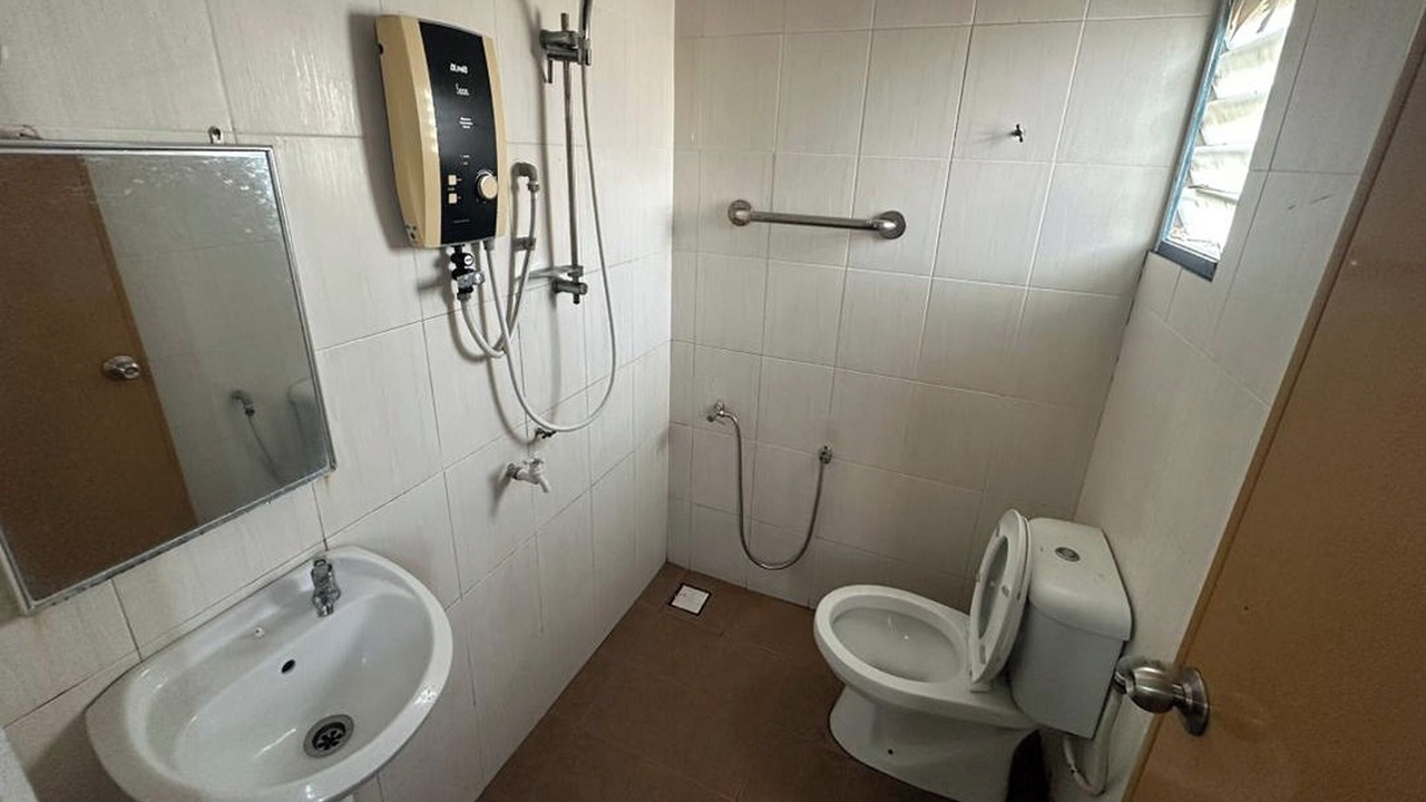 Photo of Bathroom in Teras Jernang