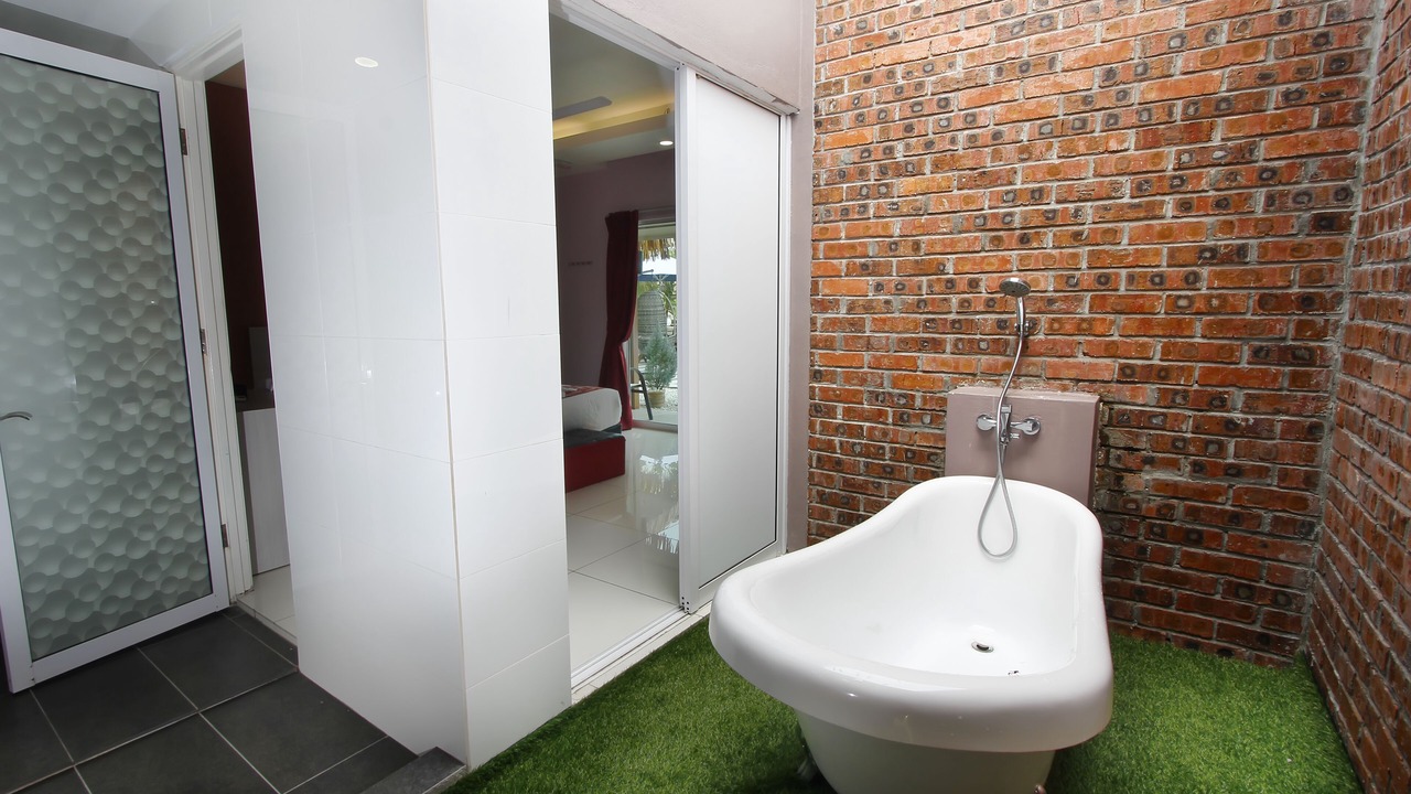 Photo of Bathroom in Kampung Kedawang