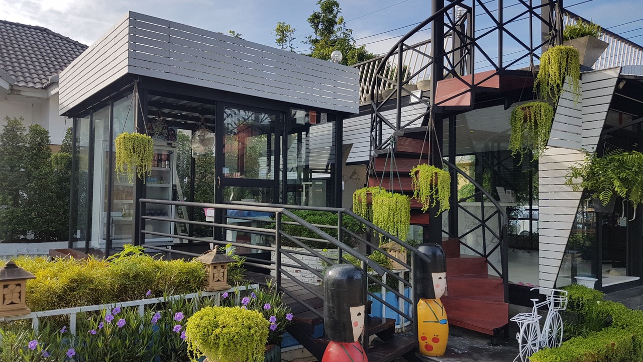 Photo of Outdoor in Khanong Phra