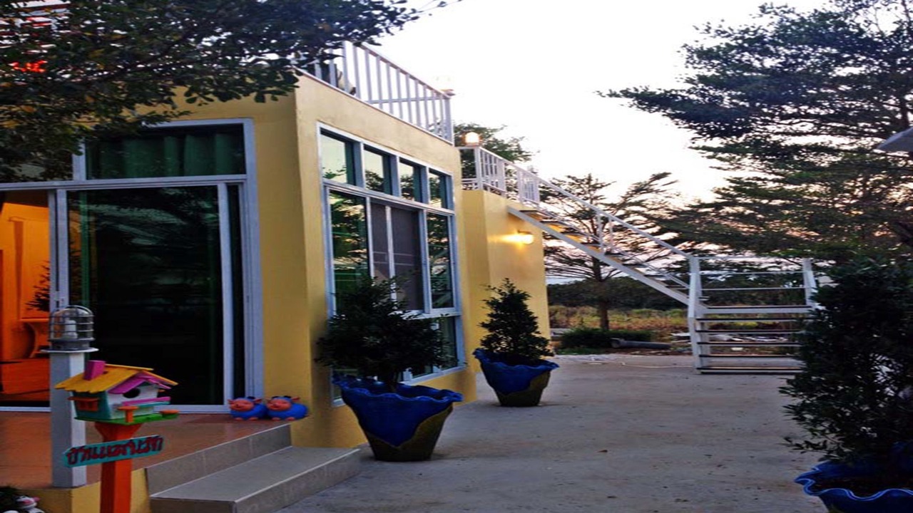 Photo of Outdoor in Khanong Phra