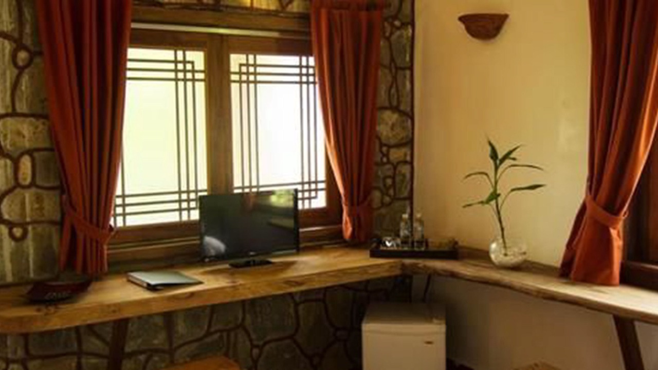 Photo of Bedroom in Krong Kaeb
