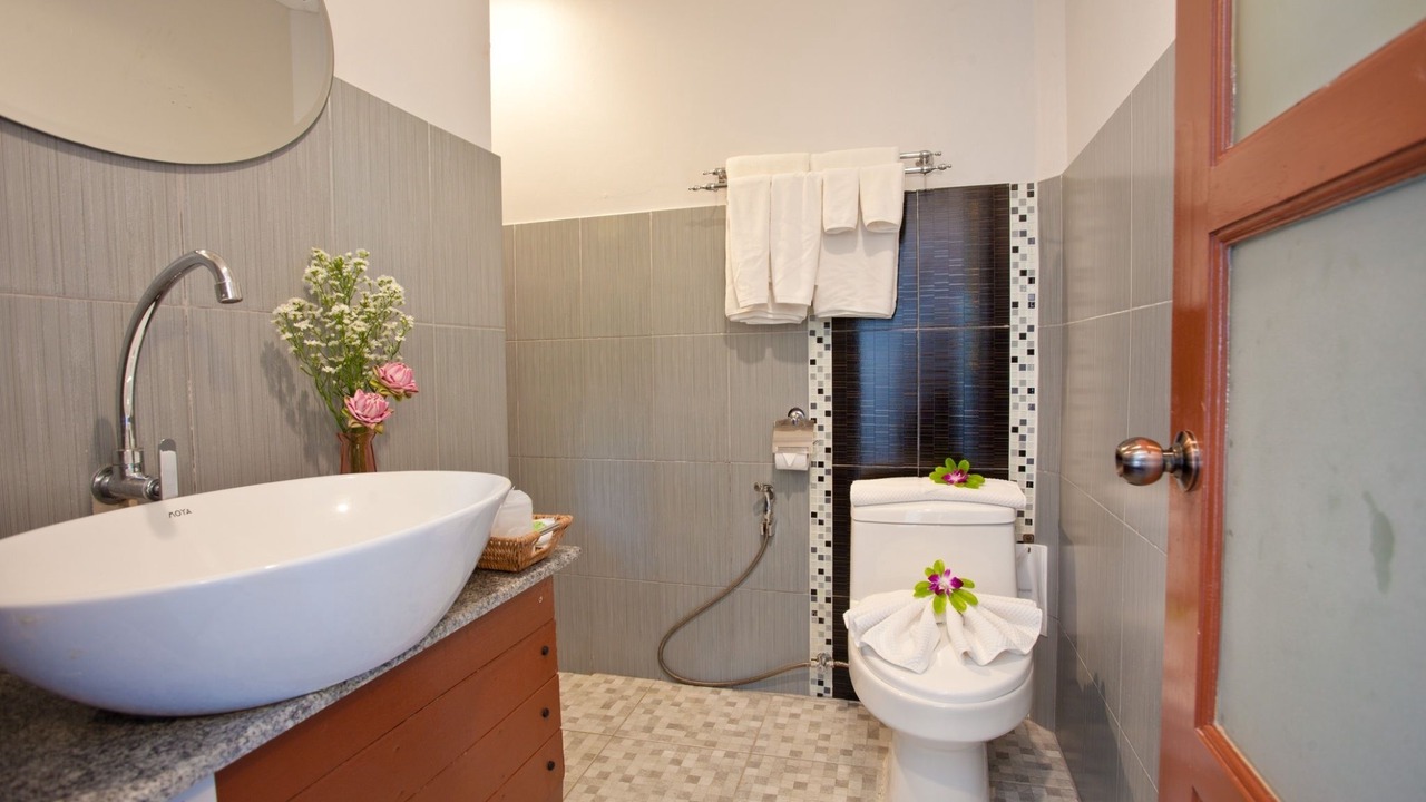 Photo of Bathroom in Amphawa