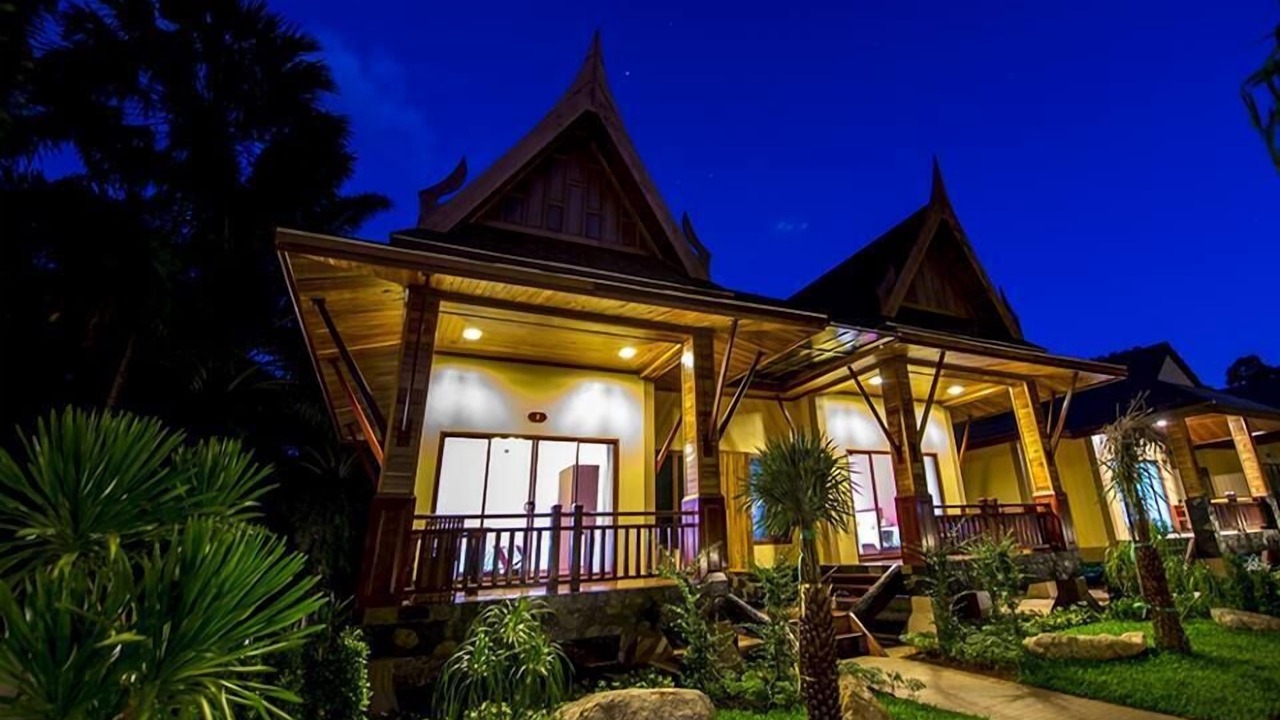 Photo of Patio Balcony in Ao Luek