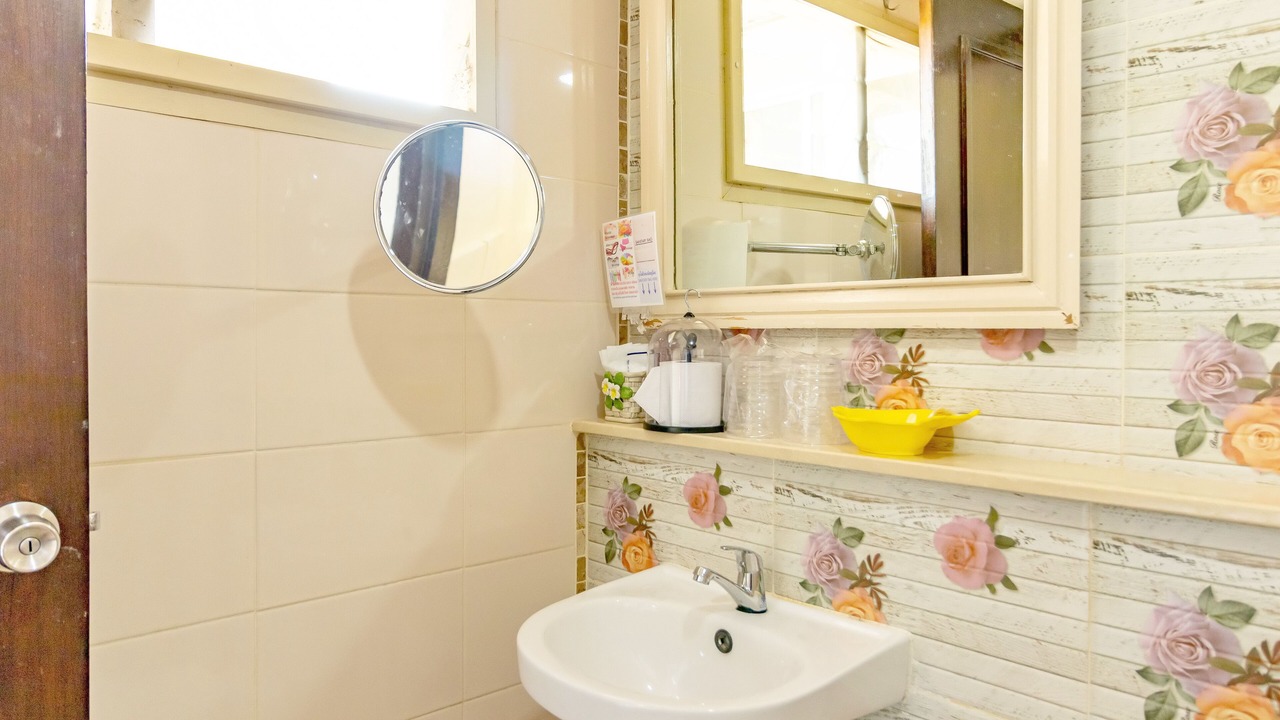 Photo of Bathroom in Bang Bua Thong