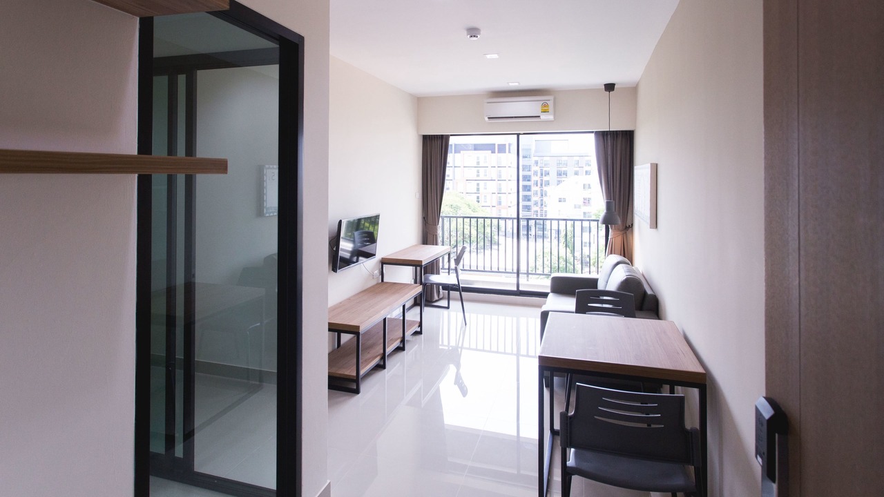 Photo of Bedroom in Lak Si