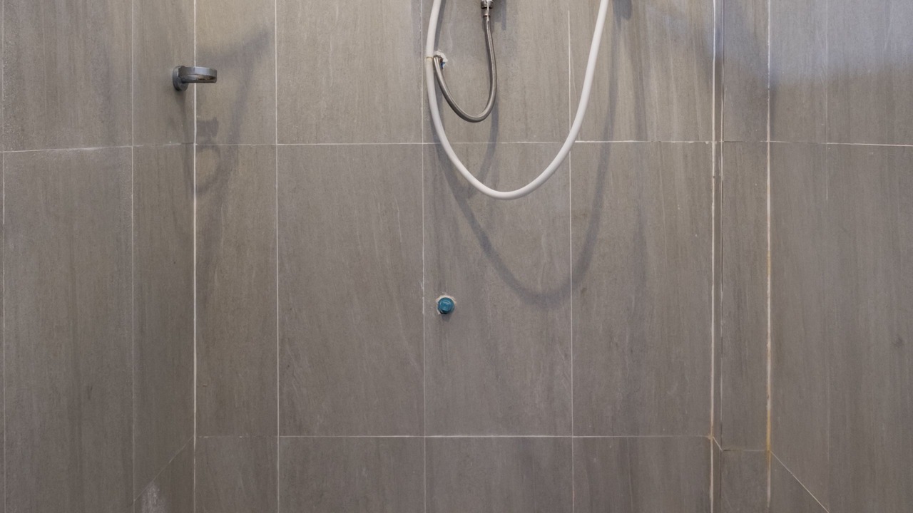 Photo of Bathroom in Krong Kaeb