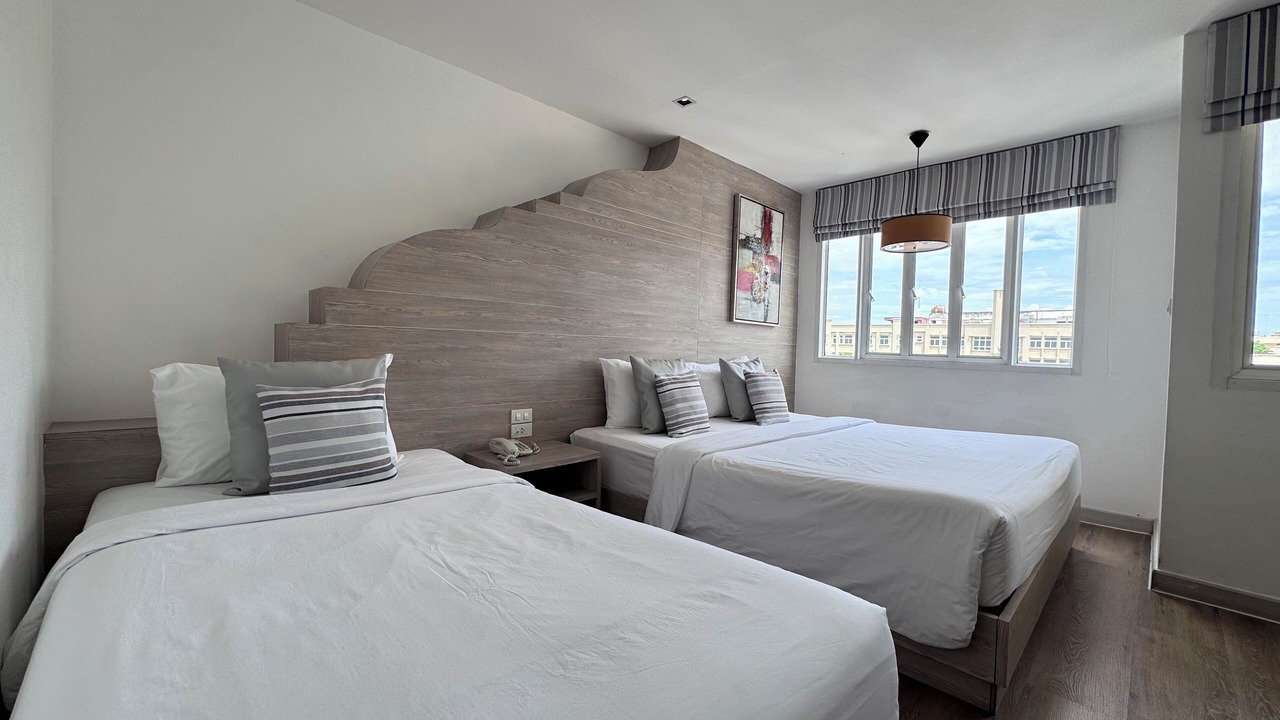 Photo of Bedroom in Wat Bowon Niwet