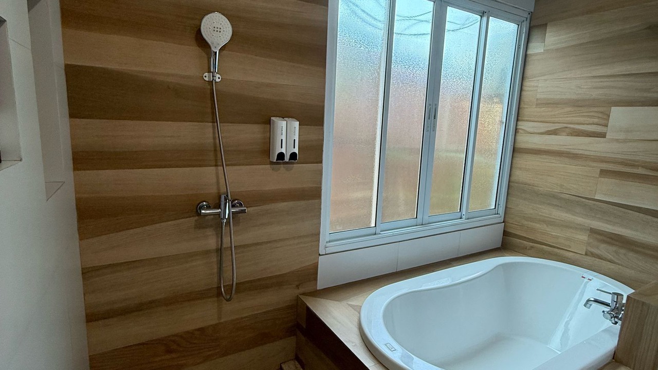 Photo of Bathroom in Choeng Mon