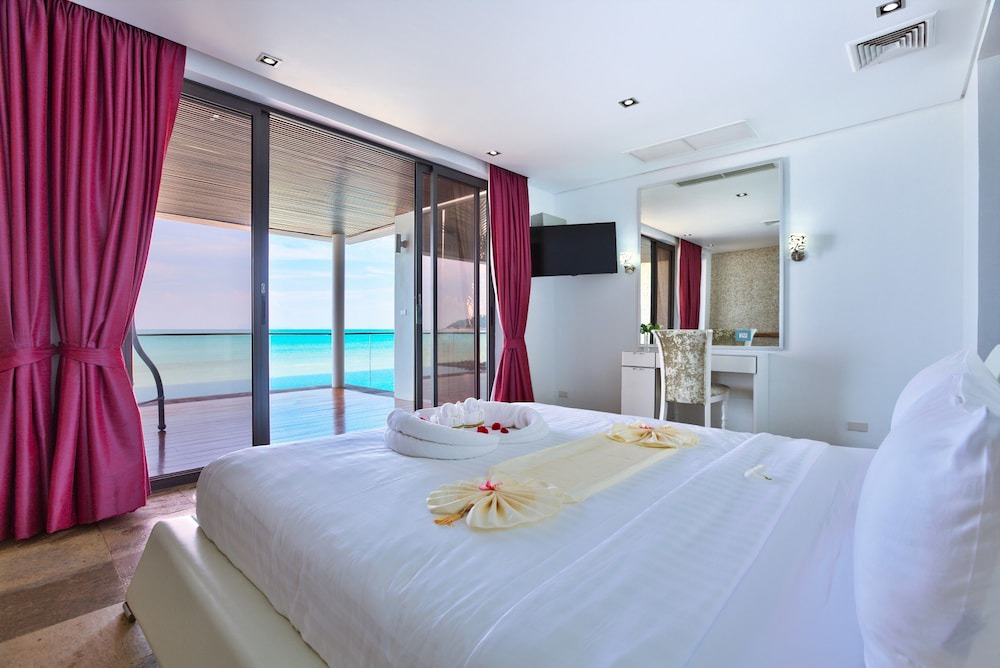 Photo of Bedroom in Lipa Noi