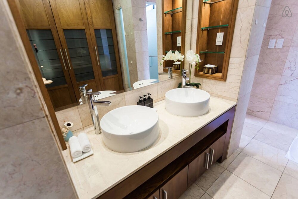 Photo of Bathroom in Ngu Hanh Son