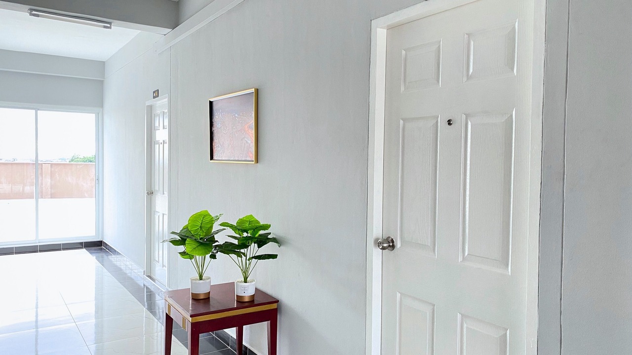 Photo of Livingroom in Krathum Baen