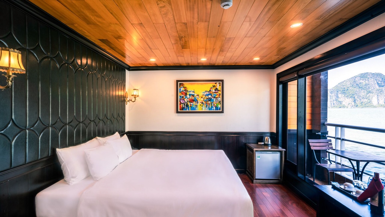 Photo of Bedroom in Ha Long