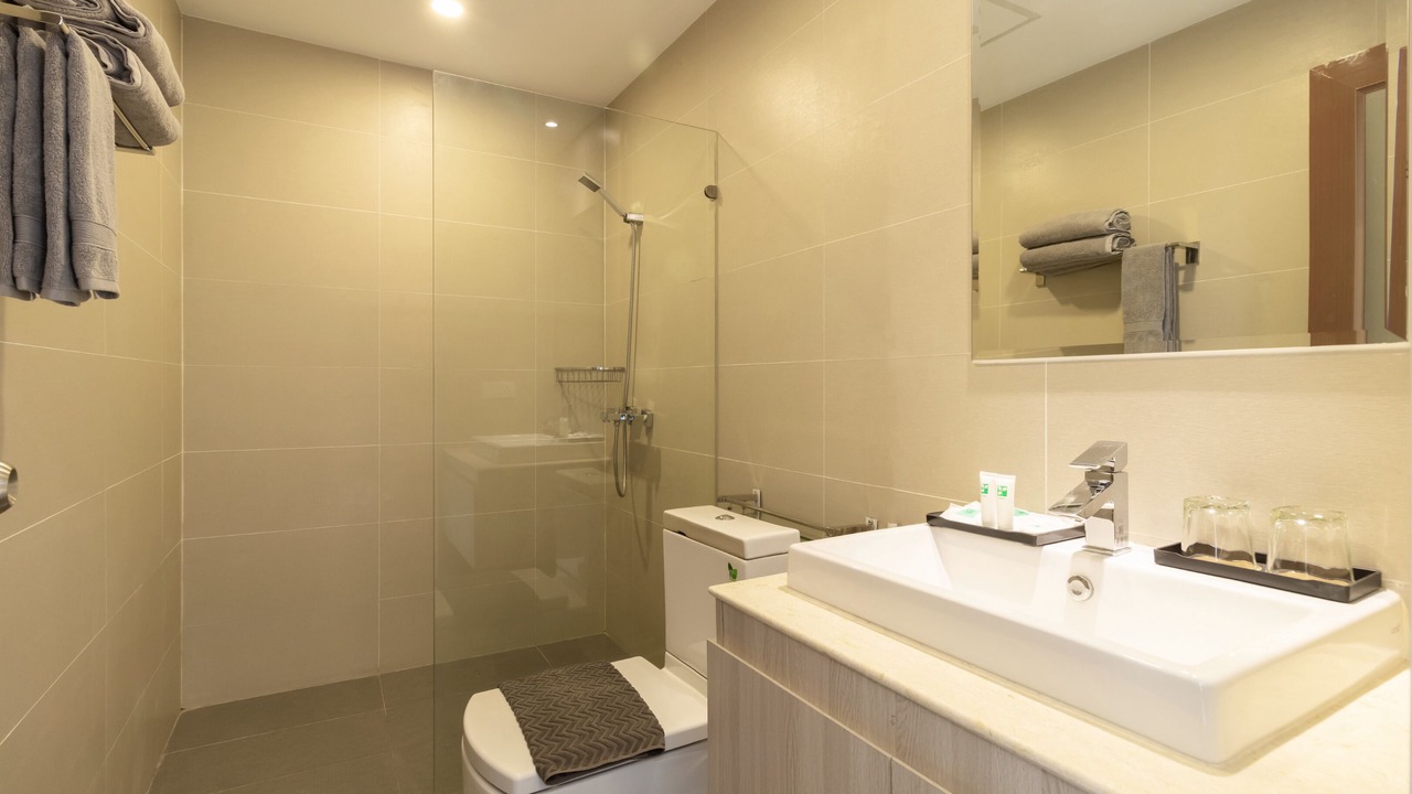 Photo of Bathroom in Chamkar Mon