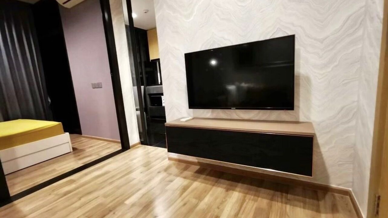 Photo of Bedroom in Phahonyothin