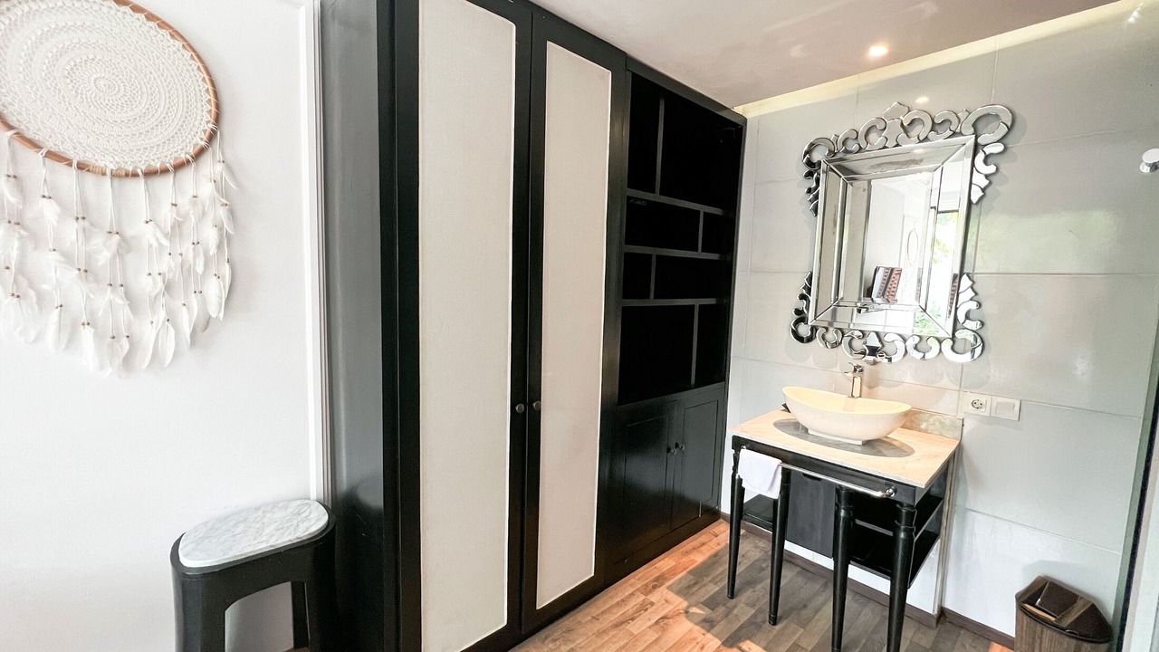 Photo of Bathroom in Kampial