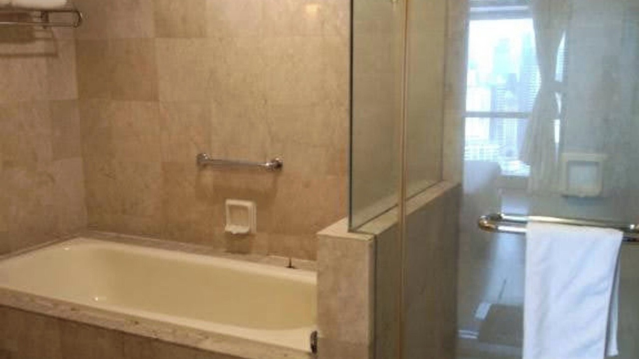 Photo of Bathroom in Imbi