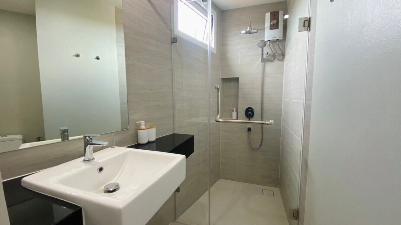Photo of Bathroom in Kram
