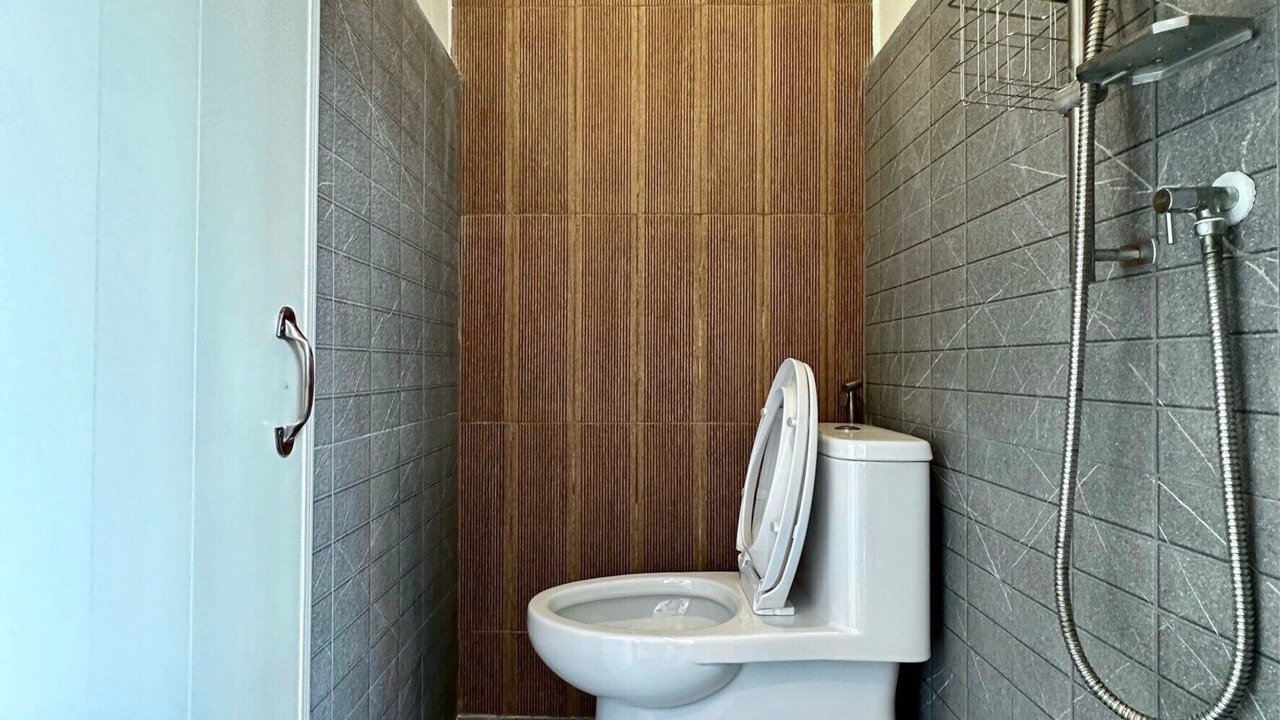 Photo of Bathroom in Mueang Samut Prakan District