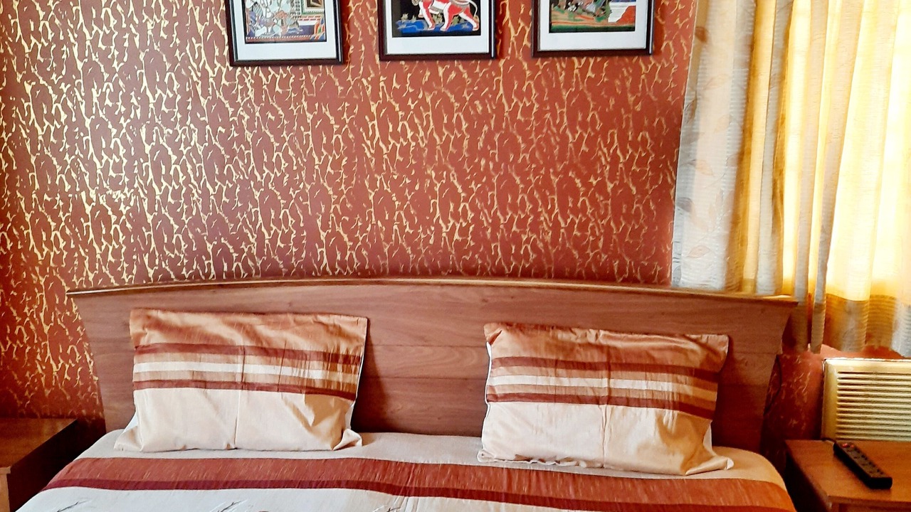 Photo of Bedroom in Jadavpur