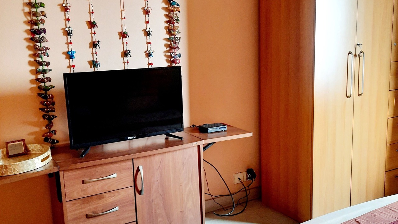Photo of Bedroom in Jadavpur
