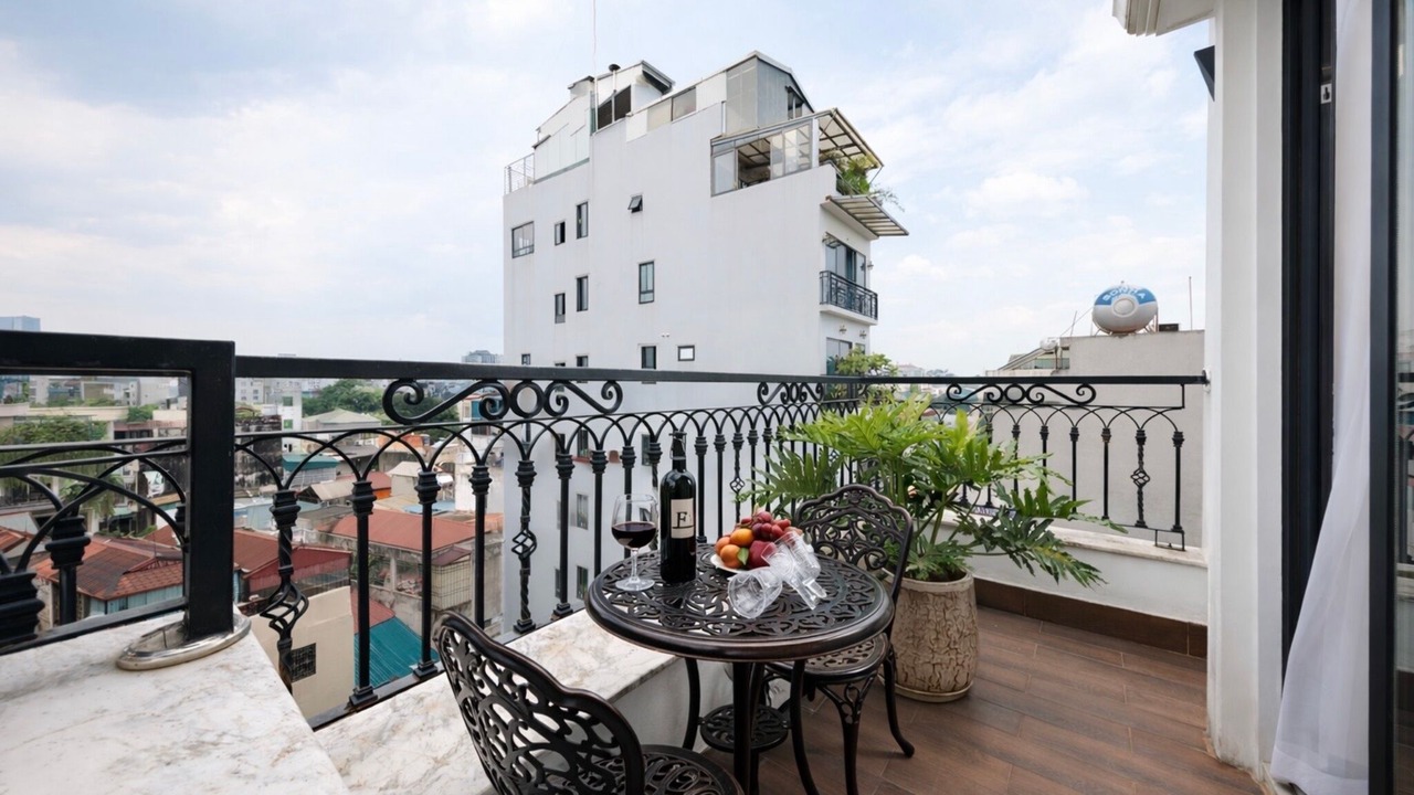 Photo of Patio Balcony in Van Mieu