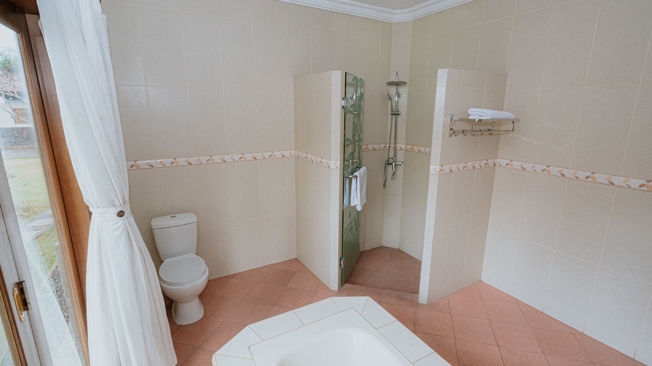 Photo of Bathroom in Pekutatan