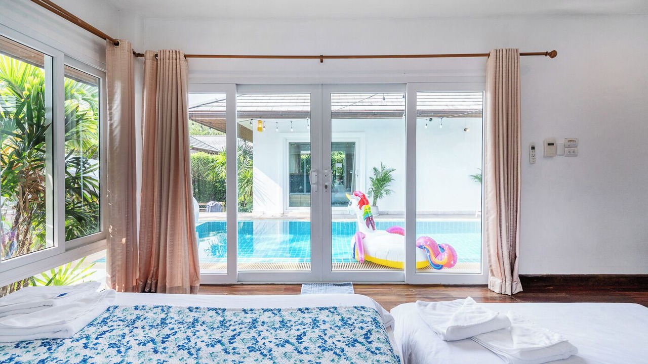 Photo of Bedroom in Pong