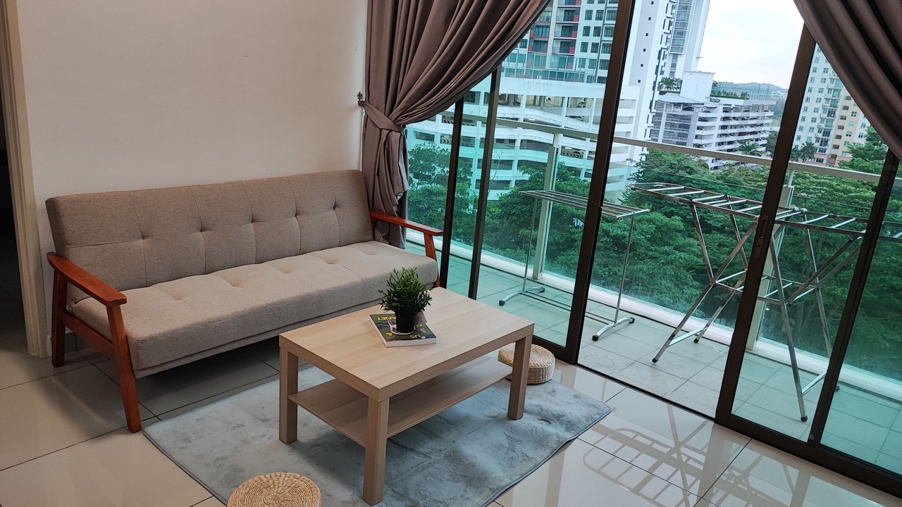 Photo of Livingroom in Taman Mount Austin