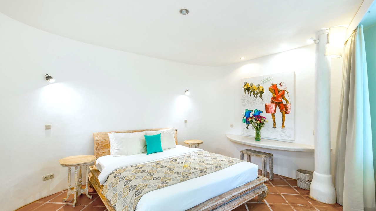 Photo of Bedroom in Drupadi