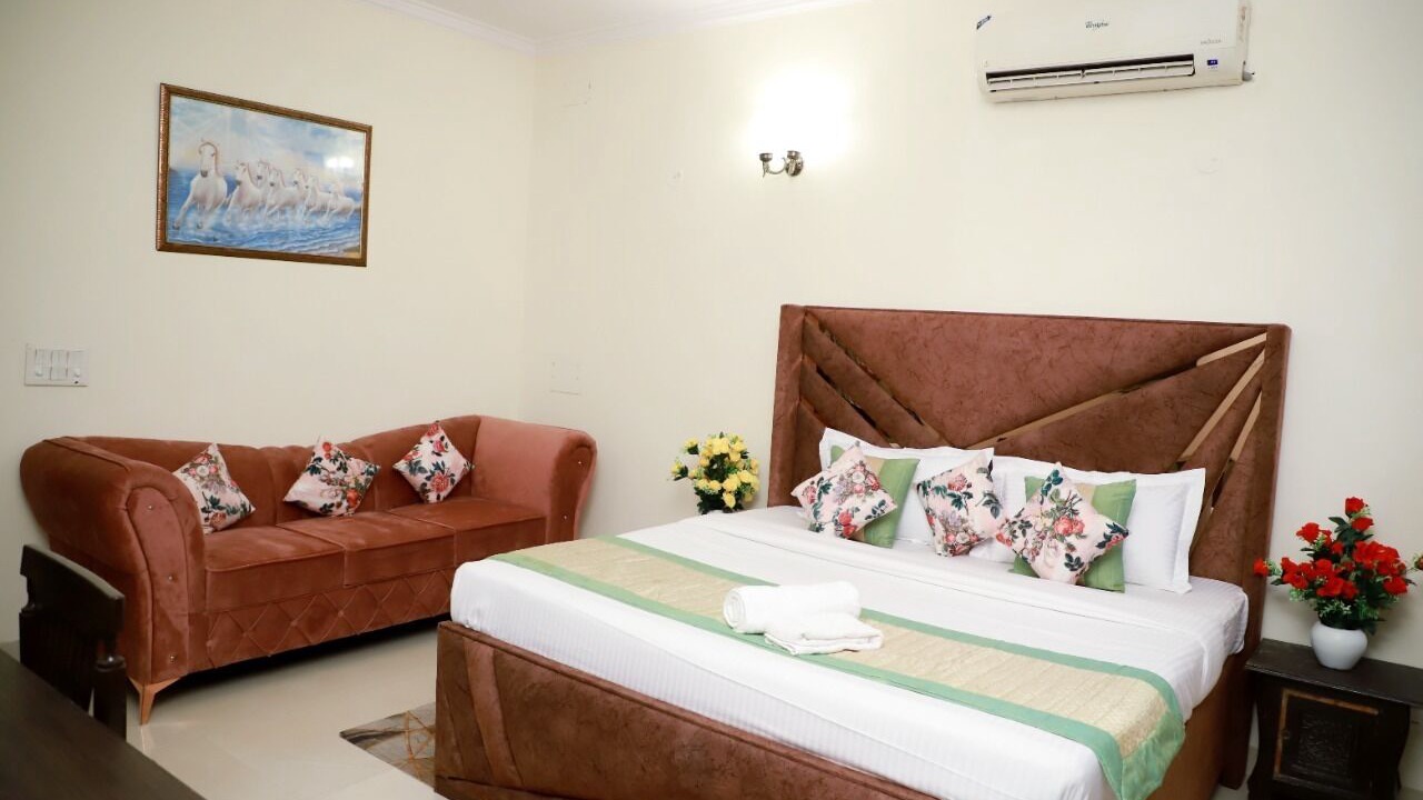 Photo of Bedroom in Saket