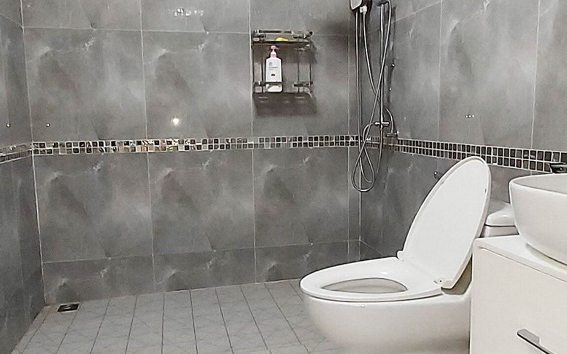Photo of Bathroom in Kram