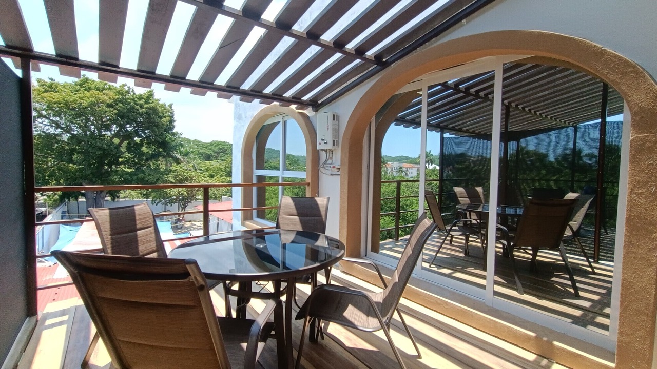 Photo of Patio Balcony in R