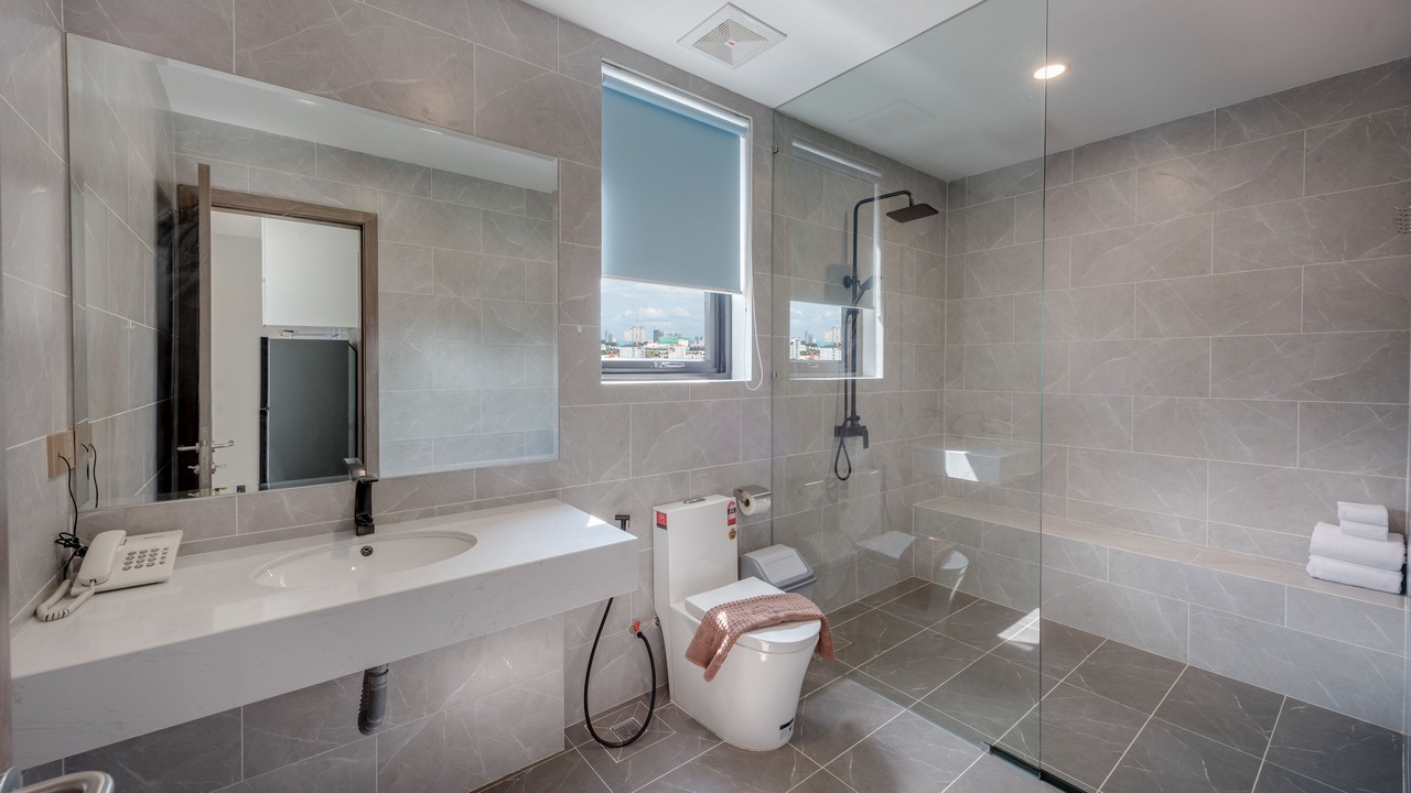 Photo of Bathroom in Tuol Kouk