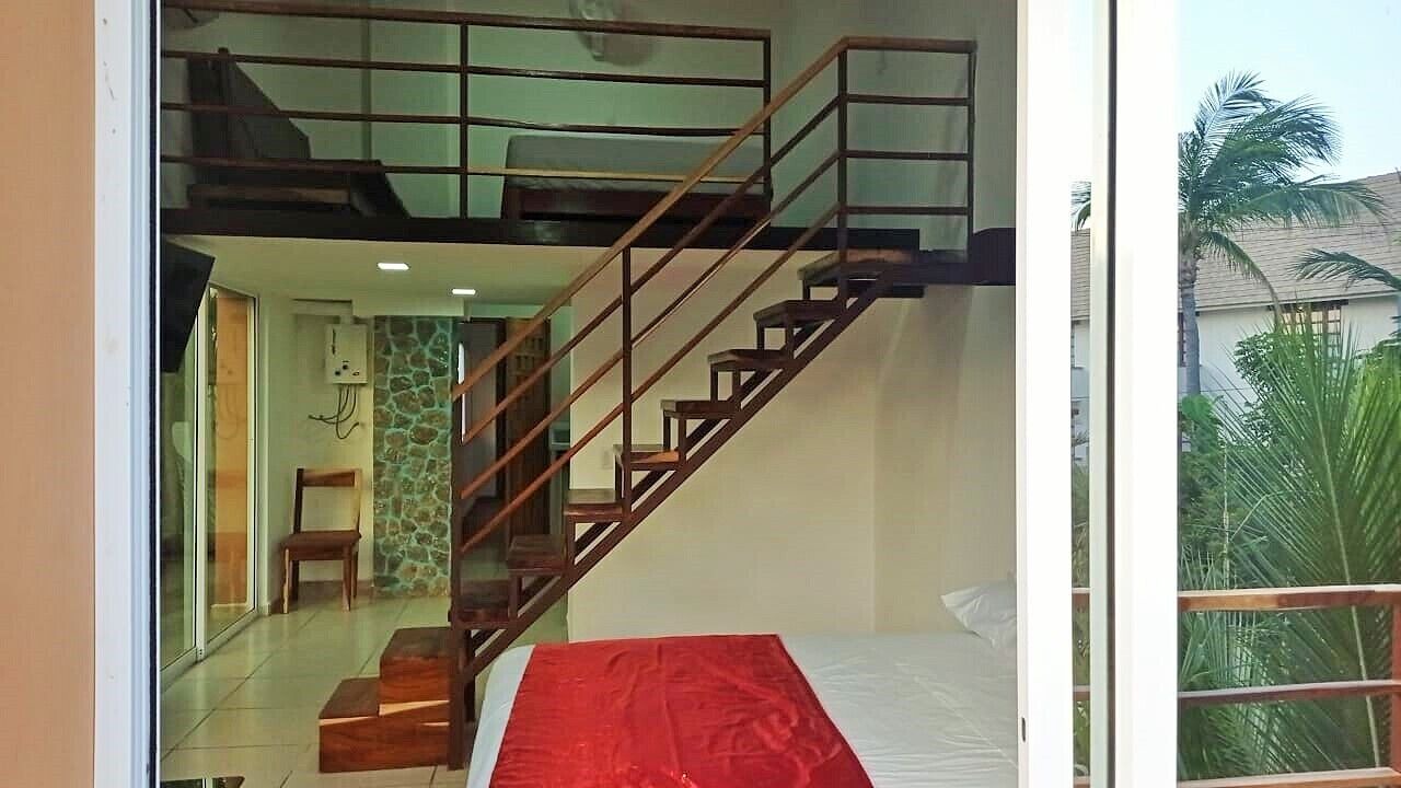 Photo of Bedroom in R