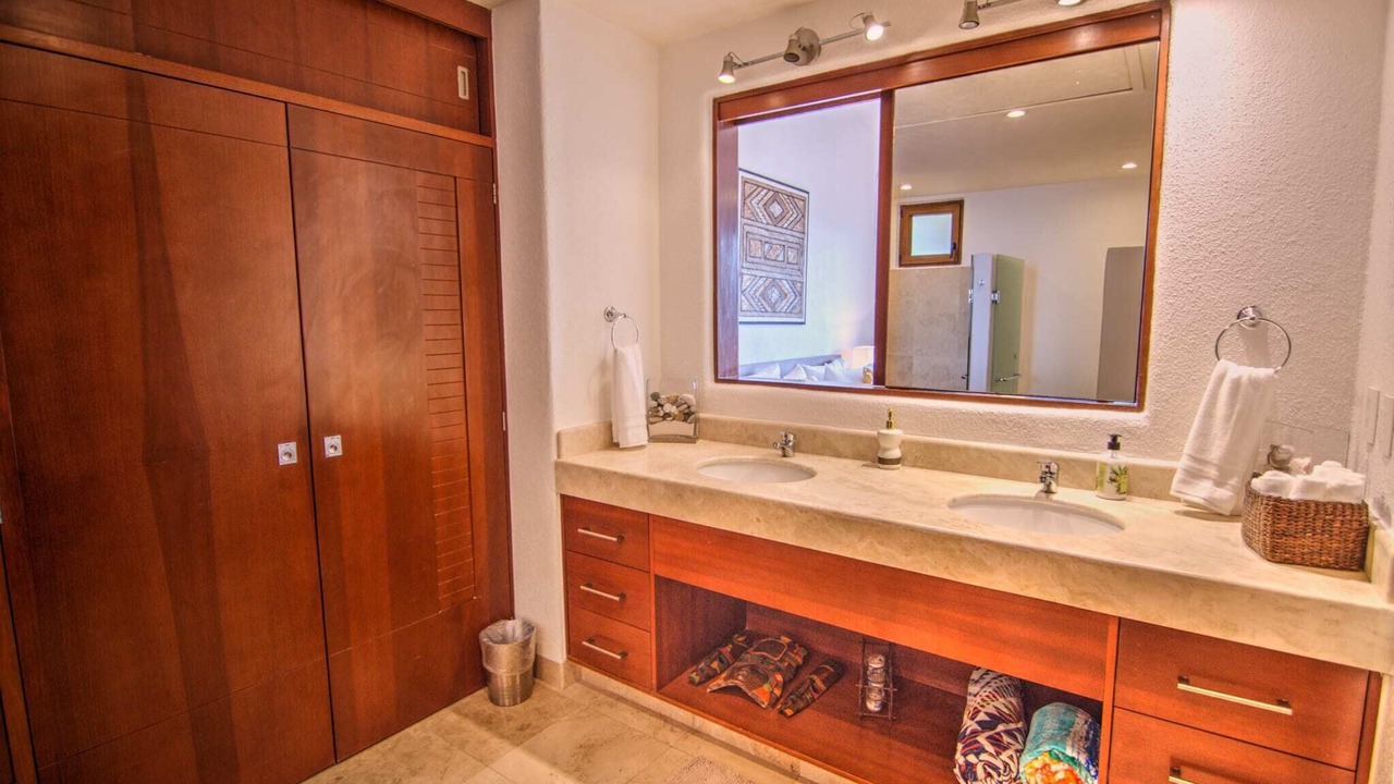 Photo of Bathroom in La Cruz de Huanacaxtle