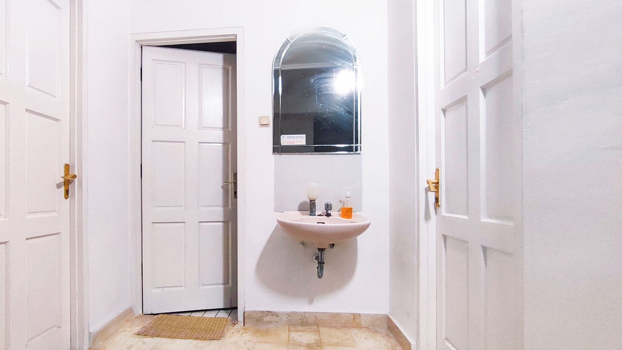 Photo of Bathroom in Cipanas