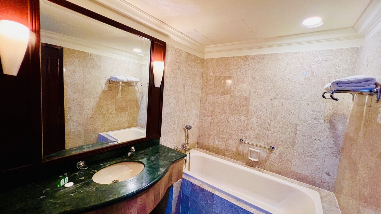 Photo of Bathroom in Imbi