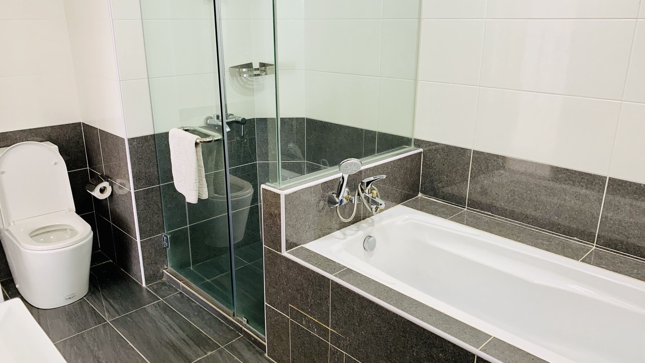 Photo of Bathroom in Imbi