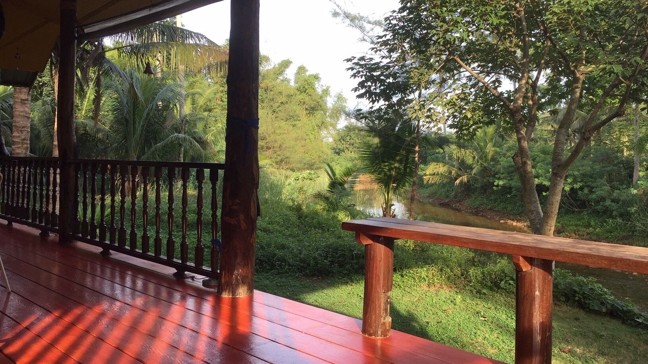 Photo of Patio Balcony in Klong Son