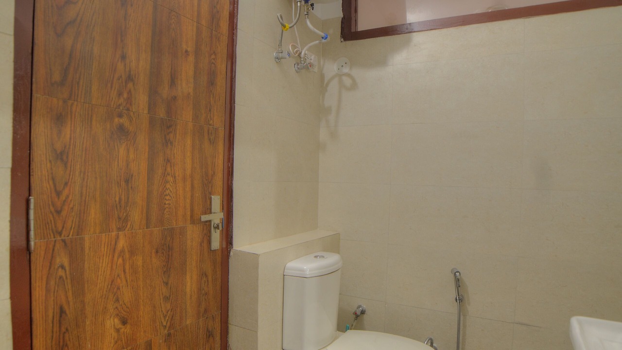Photo of Bathroom in Tapovan