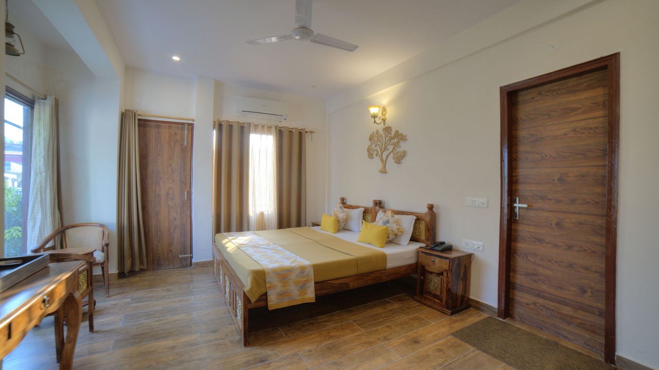Photo of Bedroom in Tapovan