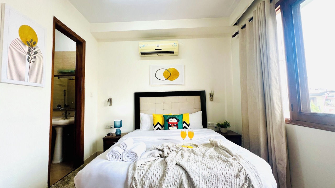 Photo of Bedroom in Defence Colony