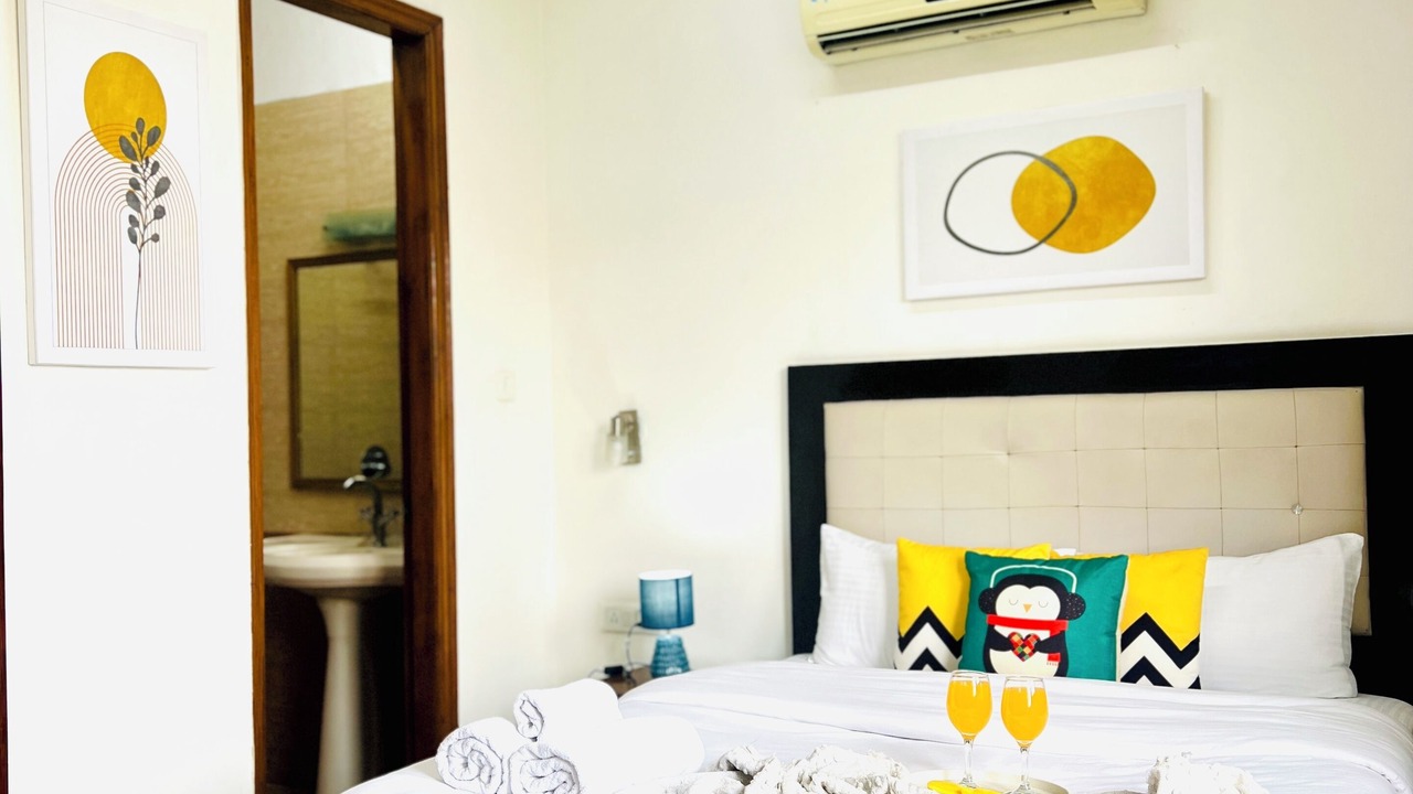 Photo of Bedroom in Defence Colony
