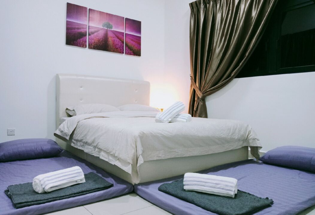 Photo of Bedroom in Medini