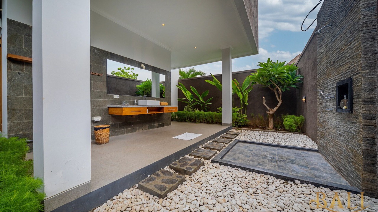Photo of Patio Balcony in Kalisada